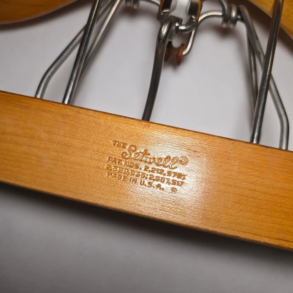 VTG SETWELL Suit Hanger 50s Wood French Collar Brown Trouser Clamp USA Made GUC‎
